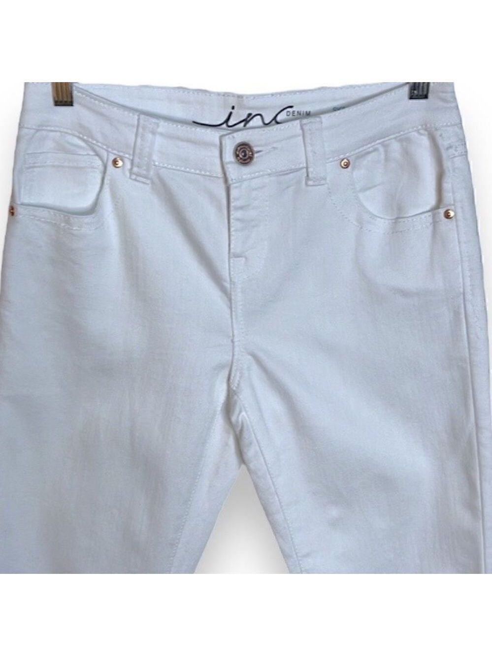 INC Denim Skinny Leg Regular Fit Crop, Women’s Size 4/27, White Jeans, Low Rise - Picture 2 of 6